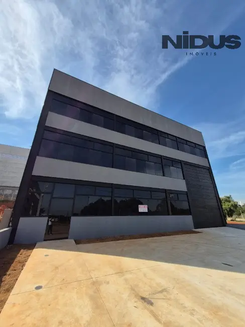 Armazém / Galpão à venda e para alugar, 221m2 em Iporanga, Sorocaba - SP - imagem 1 Foto 1 de Armazém / Galpão à venda e para alugar, 221m2 em Iporanga, Sorocaba - SP