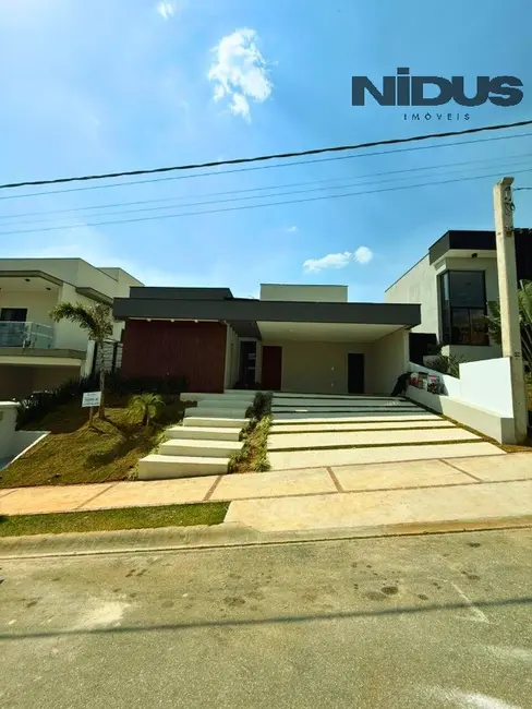 Foto 1 de Casa de Condomínio com 3 quartos à venda, 175m2 em Votorantim - SP