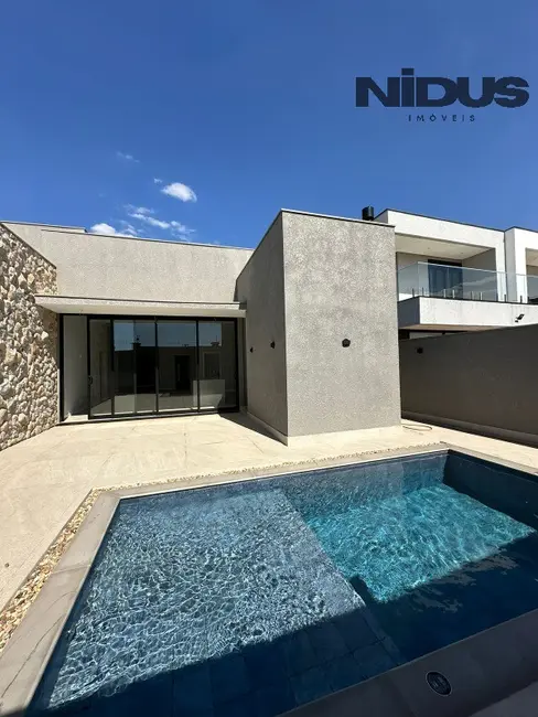 Foto 1 de Casa de Condomínio com 3 quartos à venda, 231m2 em Votorantim - SP