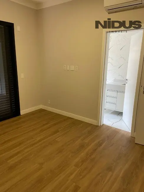 Casa de Condomínio com 3 quartos à venda, 247m2 em Votorantim - SP - imagem 9 Foto 9 de Casa de Condomínio com 3 quartos à venda, 247m2 em Votorantim - SP