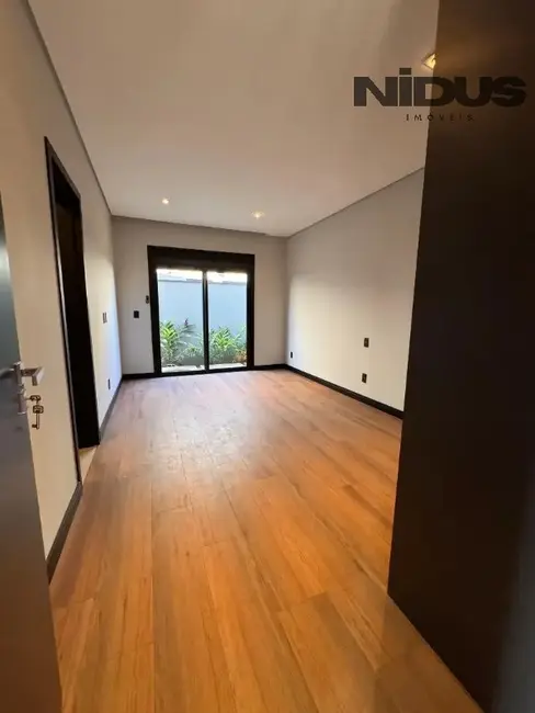 Foto 7 de Casa com 4 quartos à venda, 370m2 em Votorantim - SP