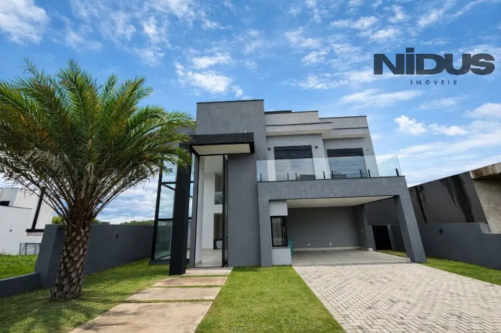 Foto 1 de Casa com 4 quartos à venda, 360m2 em Votorantim - SP