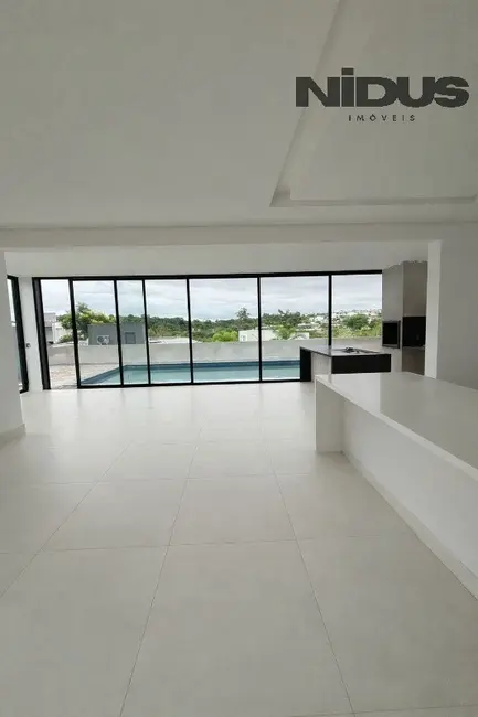 Foto 6 de Casa com 4 quartos à venda, 360m2 em Votorantim - SP