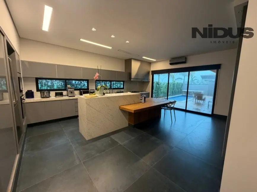 Foto 9 de Casa de Condomínio com 3 quartos à venda, 264m2 em Votorantim - SP