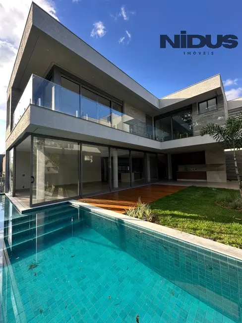 Foto 1 de Casa de Condomínio com 4 quartos à venda, 388m2 em Votorantim - SP