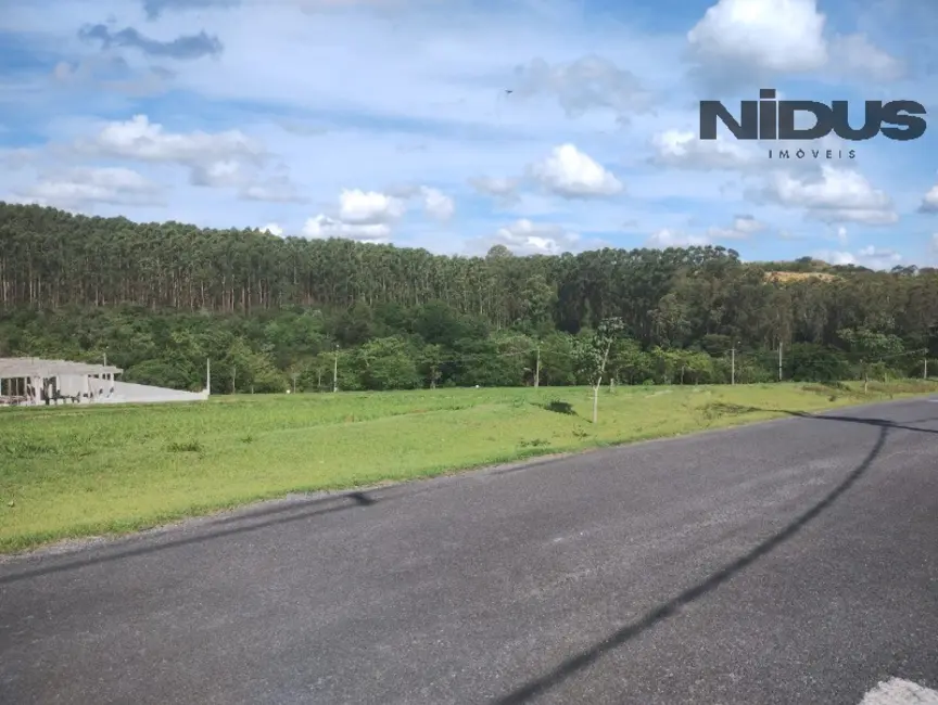 Foto 3 de Terreno / Lote à venda, 1000m2 em Salto De Pirapora - SP