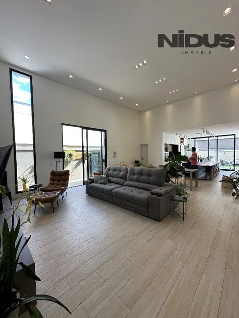 Casa de Condomínio com 4 quartos à venda, 242m2 em Votorantim - SP - imagem 8 Foto 8 de Casa de Condomínio com 4 quartos à venda, 242m2 em Votorantim - SP