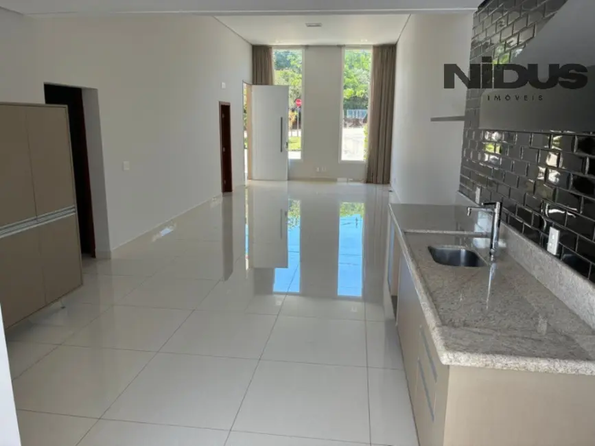 Foto 3 de Casa de Condomínio com 2 quartos à venda e para alugar, 140m2 em Residencial Villa do Bosque, Sorocaba - SP