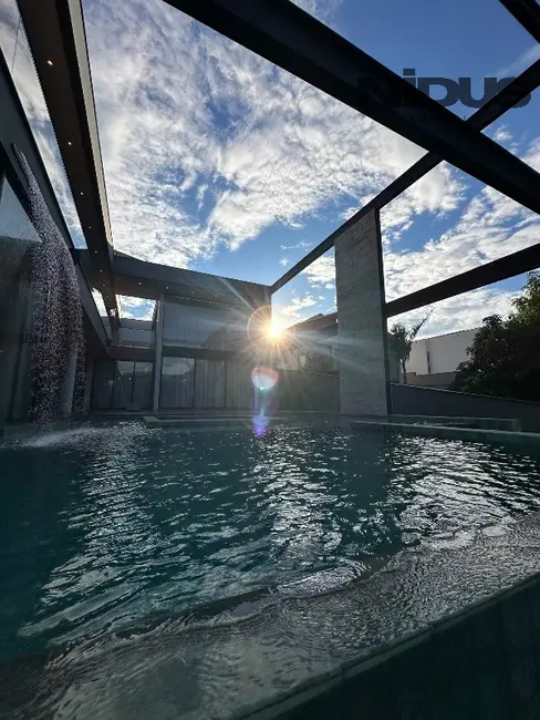 Casa de Condomínio com 4 quartos à venda, 820m2 em Parque Reserva Fazenda Imperial, Sorocaba - SP - imagem 3 Foto 3 de Casa de Condomínio com 4 quartos à venda, 820m2 em Parque Reserva Fazenda Imperial, Sorocaba - SP