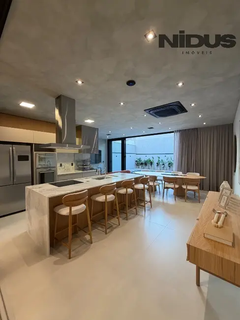 Foto 5 de Casa de Condomínio com 4 quartos à venda, 250m2 em Votorantim - SP
