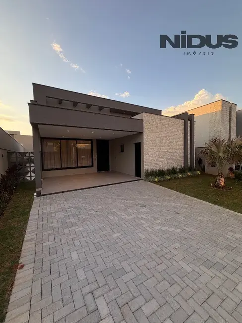 Foto 2 de Casa de Condomínio com 4 quartos à venda, 250m2 em Votorantim - SP