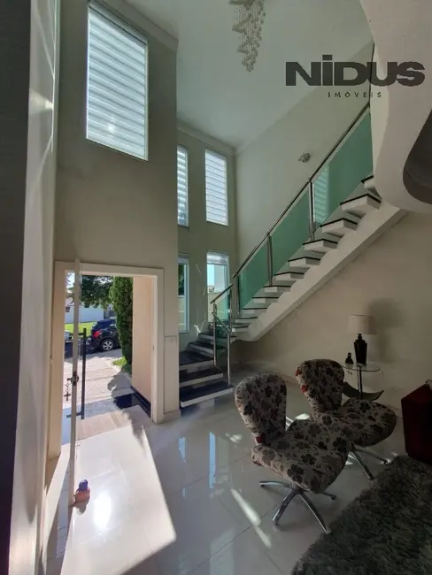 Casa de Condomínio com 3 quartos à venda, 268m2 em Granja Olga II, Sorocaba - SP - imagem 2 Foto 2 de Casa de Condomínio com 3 quartos à venda, 268m2 em Granja Olga II, Sorocaba - SP