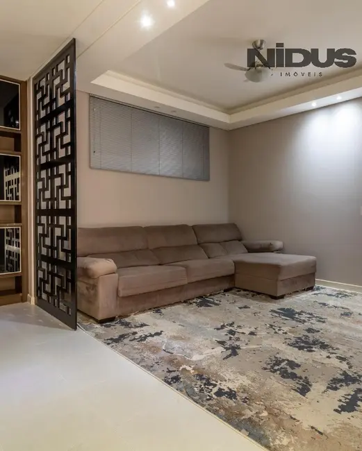 Casa de Condomínio com 3 quartos à venda e para alugar, 250m2 em Parque Campolim, Sorocaba - SP - imagem 8 Foto 8 de Casa de Condomínio com 3 quartos à venda e para alugar, 250m2 em Parque Campolim, Sorocaba - SP