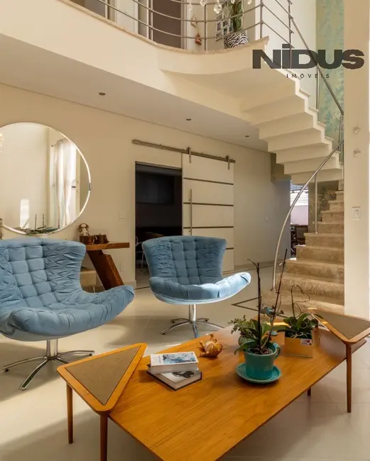 Casa de Condomínio com 3 quartos à venda e para alugar, 250m2 em Parque Campolim, Sorocaba - SP - imagem 4 Foto 4 de Casa de Condomínio com 3 quartos à venda e para alugar, 250m2 em Parque Campolim, Sorocaba - SP