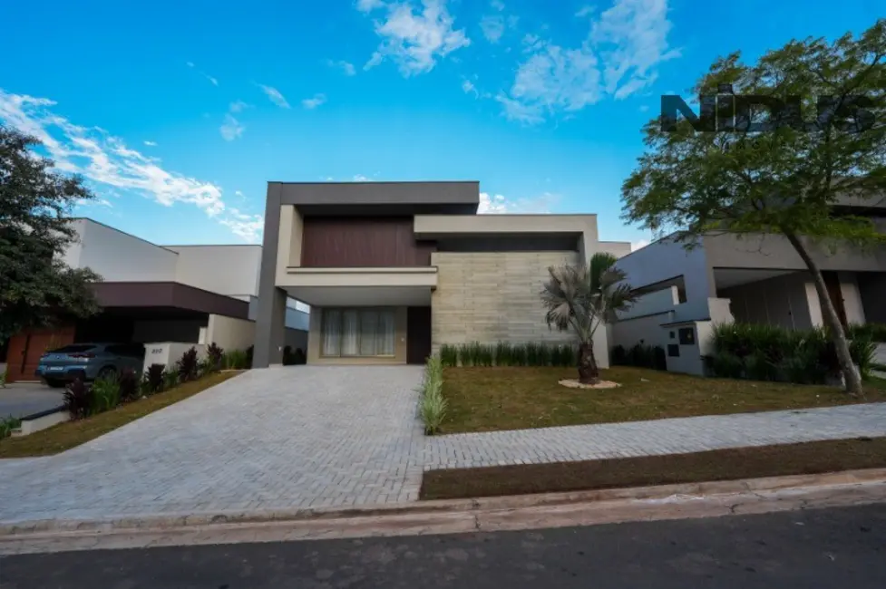 Foto 7 de Casa com 4 quartos à venda, 258m2 em Votorantim - SP