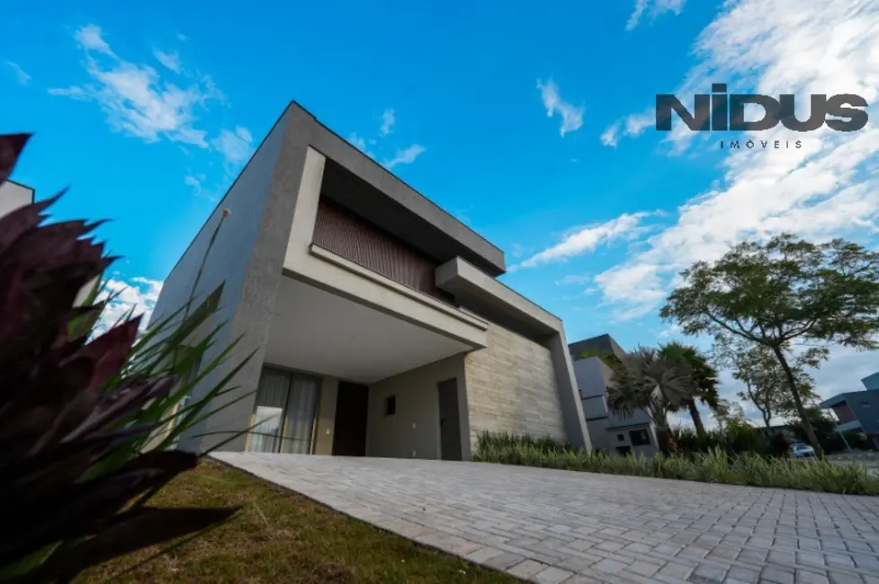 Foto 8 de Casa com 4 quartos à venda, 258m2 em Votorantim - SP
