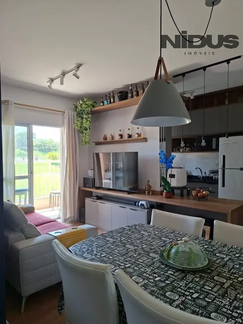 Foto 2 de Apartamento com 2 quartos à venda, 63m2 em Aparecidinha, Sorocaba - SP