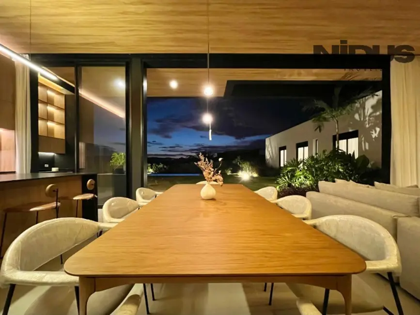 Foto 7 de Casa de Condomínio com 3 quartos à venda, 233m2 em Aracoiaba Da Serra - SP
