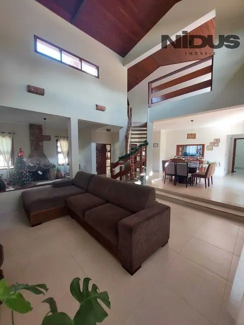 Casa com 4 quartos à venda, 438m2 em Vivendas do Lago, Sorocaba - SP - imagem 2 Foto 2 de Casa com 4 quartos à venda, 438m2 em Vivendas do Lago, Sorocaba - SP