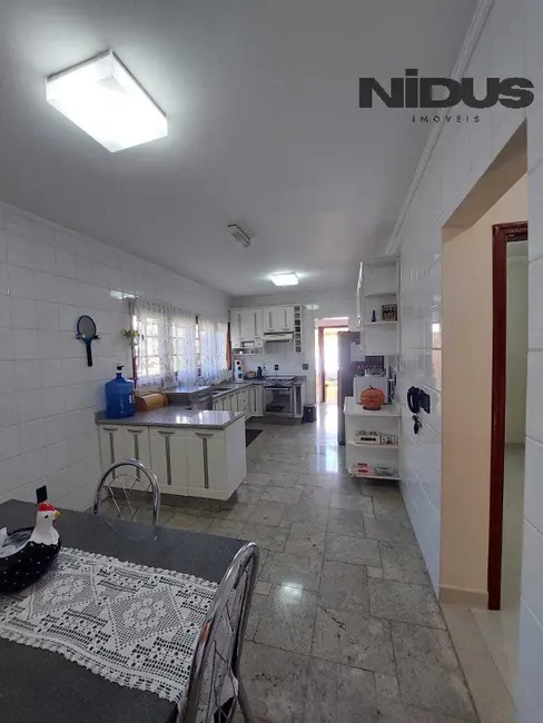 Casa com 4 quartos à venda, 438m2 em Vivendas do Lago, Sorocaba - SP - imagem 3 Foto 3 de Casa com 4 quartos à venda, 438m2 em Vivendas do Lago, Sorocaba - SP