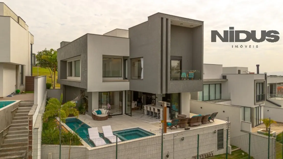 Casa de Condomínio com 3 quartos à venda, 297m2 em Votorantim - SP - imagem 1 Foto 1 de Casa de Condomínio com 3 quartos à venda, 297m2 em Votorantim - SP
