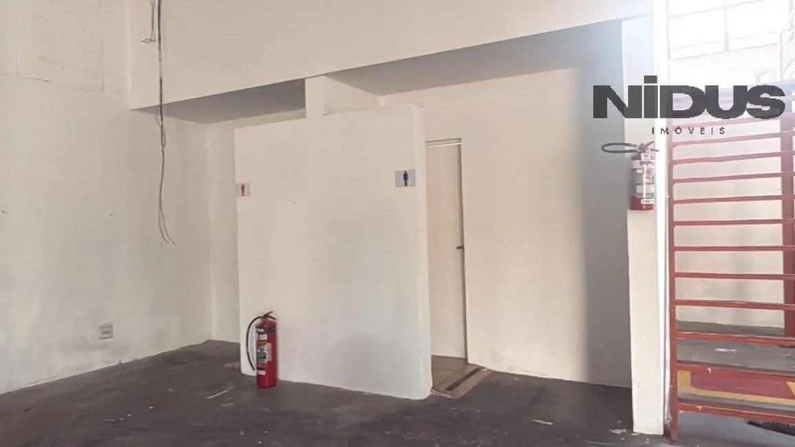 Foto 5 de Armazém / Galpão à venda, 400m2 em Zona Industrial, Sorocaba - SP