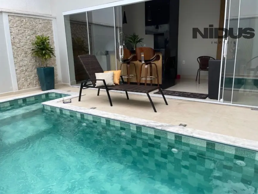 Casa de Condomínio com 3 quartos à venda, 157m2 em Horto Florestal, Sorocaba - SP - imagem 3 Foto 3 de Casa de Condomínio com 3 quartos à venda, 157m2 em Horto Florestal, Sorocaba - SP
