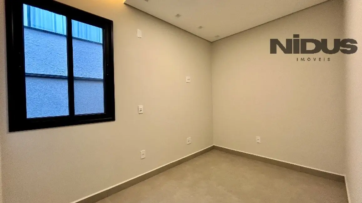 Foto 2 de Casa com 3 quartos à venda, 310m2 em Votorantim - SP