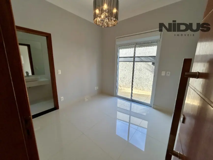 Casa de Condomínio com 5 quartos à venda, 400m2 em Alphaville Nova Esplanada, Votorantim - SP - imagem 5 Foto 5 de Casa de Condomínio com 5 quartos à venda, 400m2 em Alphaville Nova Esplanada, Votorantim - SP