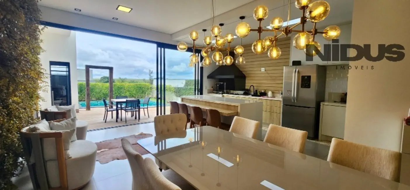 Foto 3 de Casa de Condomínio com 3 quartos à venda e para alugar, 246m2 em Votorantim - SP