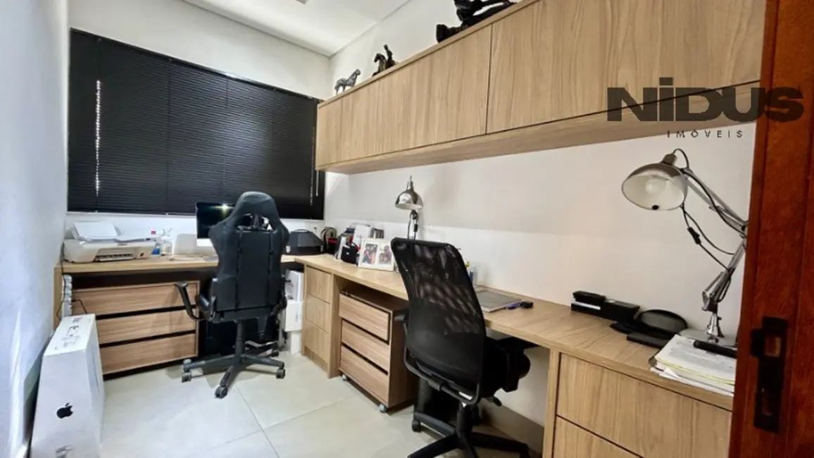 Foto 6 de Casa de Condomínio com 3 quartos à venda e para alugar, 246m2 em Votorantim - SP