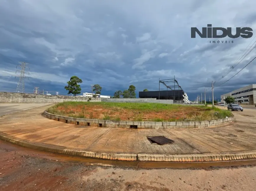 Terreno / Lote à venda, 1685m2 em Iporanga, Sorocaba - SP - imagem 3 Foto 3 de Terreno / Lote à venda, 1685m2 em Iporanga, Sorocaba - SP