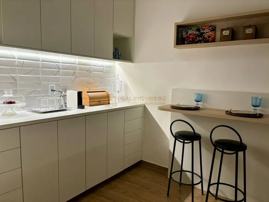 Foto 9 de Casa com 5 quartos à venda e para alugar, 400m2 em Vargem Pequena, Rio De Janeiro - RJ