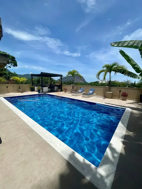 Foto 2 de Casa com 5 quartos à venda e para alugar, 400m2 em Vargem Pequena, Rio De Janeiro - RJ