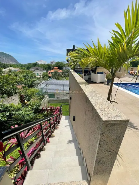 Foto 3 de Casa com 5 quartos à venda e para alugar, 400m2 em Vargem Pequena, Rio De Janeiro - RJ