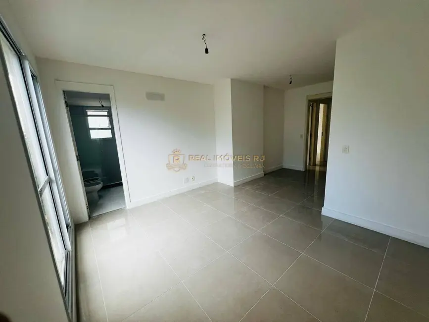 Apartamento com 4 quartos à venda, 169m2 em Barra da Tijuca, Rio De Janeiro - RJ - imagem 6 Foto 6 de Apartamento com 4 quartos à venda, 169m2 em Barra da Tijuca, Rio De Janeiro - RJ