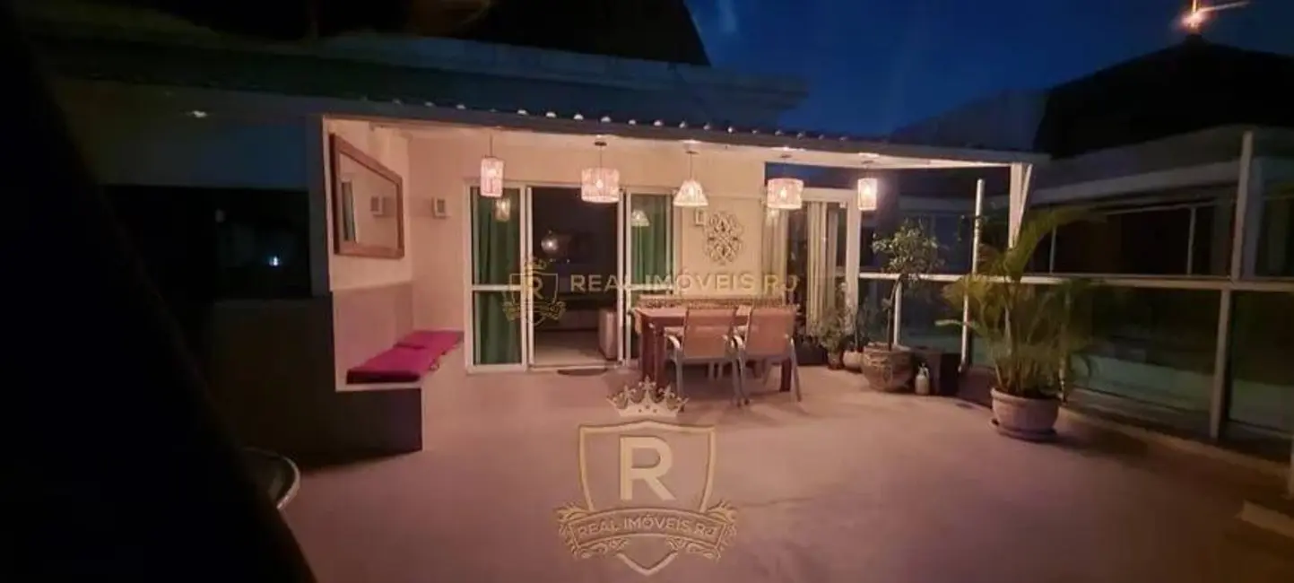 Foto 1 de Cobertura com 4 quartos à venda, 200m2 em Barra da Tijuca, Rio De Janeiro - RJ