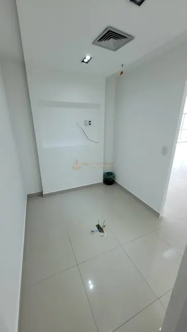 Sala Comercial à venda, 108m2 em Recreio dos Bandeirantes, Rio De Janeiro - RJ - imagem 9 Foto 9 de Sala Comercial à venda, 108m2 em Recreio dos Bandeirantes, Rio De Janeiro - RJ