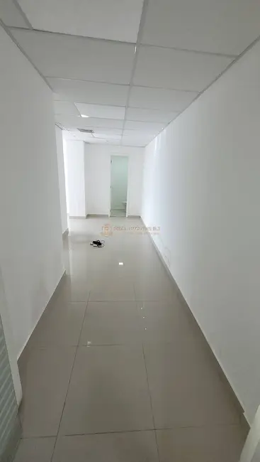 Sala Comercial à venda, 108m2 em Recreio dos Bandeirantes, Rio De Janeiro - RJ - imagem 3 Foto 3 de Sala Comercial à venda, 108m2 em Recreio dos Bandeirantes, Rio De Janeiro - RJ