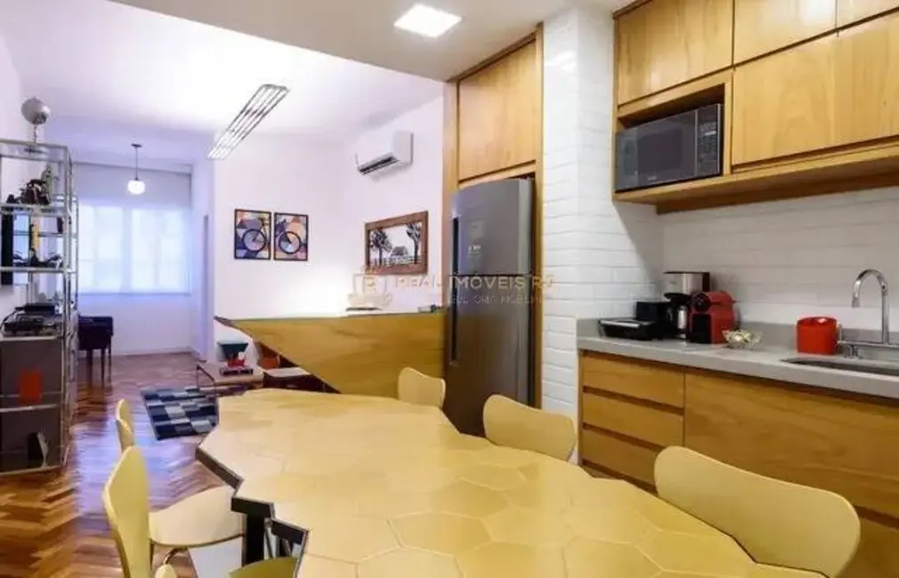 Foto 3 de Apartamento com 3 quartos à venda, 91m2 em Copacabana, Rio De Janeiro - RJ