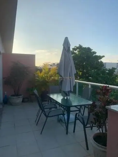 Cobertura com 2 quartos à venda e para alugar, 155m2 em Recreio dos Bandeirantes, Rio De Janeiro - RJ - imagem 6 Foto 6 de Cobertura com 2 quartos à venda e para alugar, 155m2 em Recreio dos Bandeirantes, Rio De Janeiro - RJ