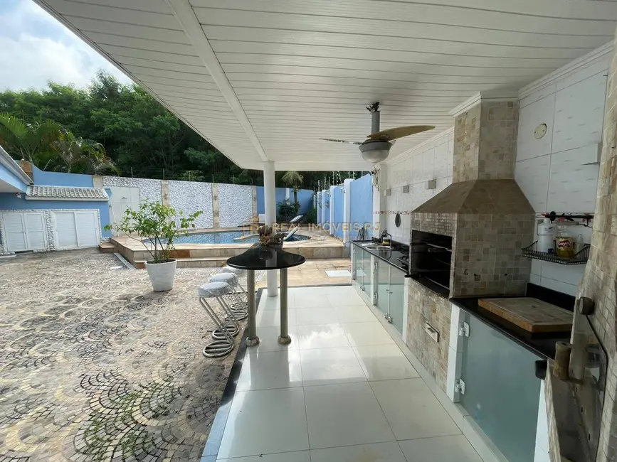 Casa com 3 quartos à venda, 335m2 em Tanque, Rio De Janeiro - RJ - imagem 5 Foto 5 de Casa com 3 quartos à venda, 335m2 em Tanque, Rio De Janeiro - RJ