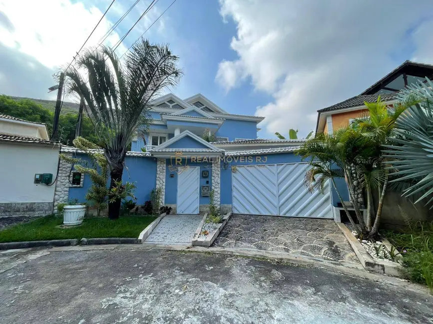Casa com 3 quartos à venda, 335m2 em Tanque, Rio De Janeiro - RJ - imagem 8 Foto 8 de Casa com 3 quartos à venda, 335m2 em Tanque, Rio De Janeiro - RJ