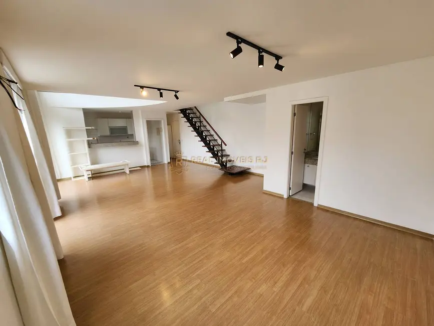 Foto 4 de Apartamento com 2 quartos à venda, 124m2 em Barra da Tijuca, Rio De Janeiro - RJ