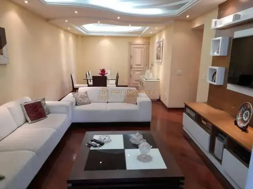Apartamento com 4 quartos à venda, 140m2 em Tijuca, Rio De Janeiro - RJ - imagem 2 Foto 2 de Apartamento com 4 quartos à venda, 140m2 em Tijuca, Rio De Janeiro - RJ