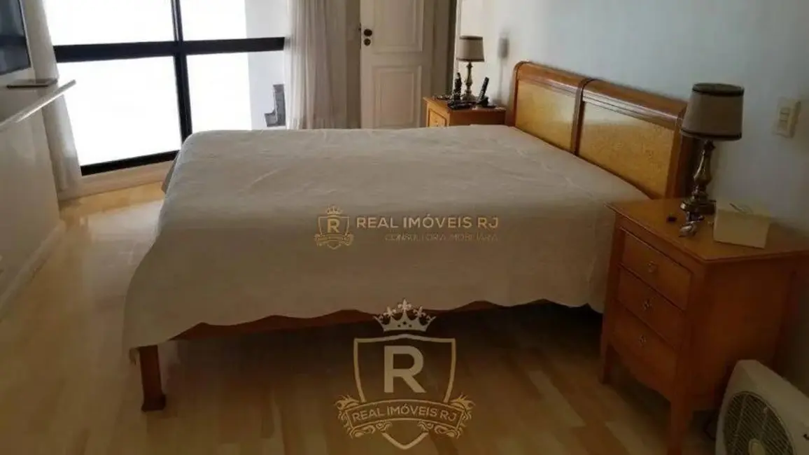 Apartamento com 4 quartos à venda, 310m2 em Barra da Tijuca, Rio De Janeiro - RJ - imagem 9 Foto 9 de Apartamento com 4 quartos à venda, 310m2 em Barra da Tijuca, Rio De Janeiro - RJ