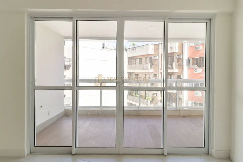 Apartamento com 4 quartos à venda, 179m2 em Lagoa, Rio De Janeiro - RJ - imagem 3 Foto 3 de Apartamento com 4 quartos à venda, 179m2 em Lagoa, Rio De Janeiro - RJ