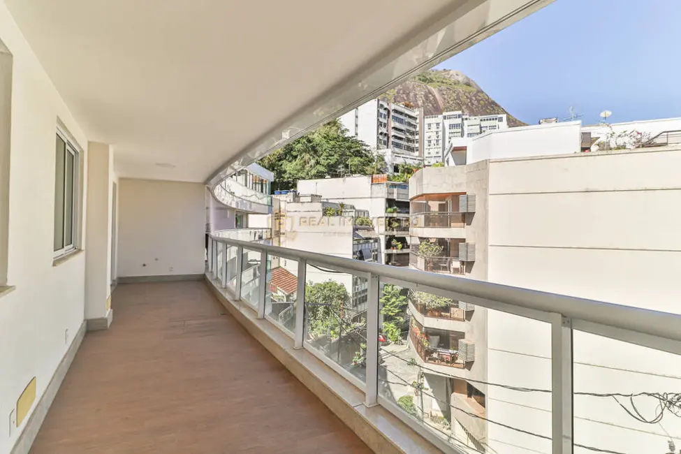 Apartamento com 4 quartos à venda, 179m2 em Lagoa, Rio De Janeiro - RJ - imagem 5 Foto 5 de Apartamento com 4 quartos à venda, 179m2 em Lagoa, Rio De Janeiro - RJ
