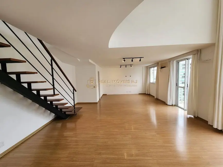 Foto 2 de Apartamento com 2 quartos à venda, 124m2 em Barra da Tijuca, Rio De Janeiro - RJ