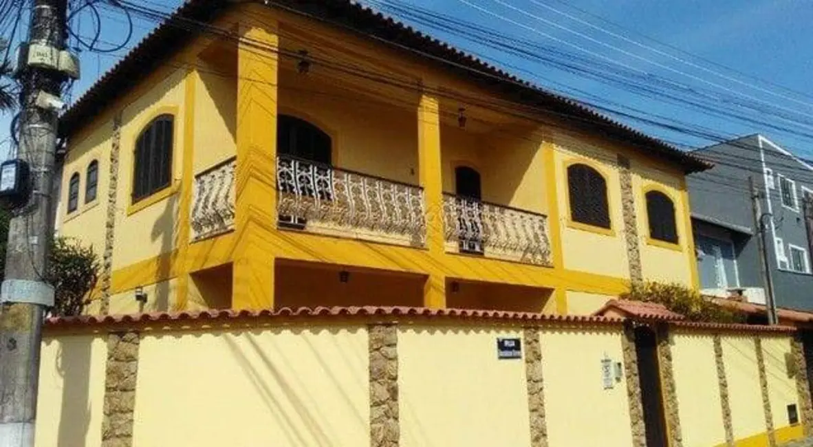 Foto 2 de Casa com 4 quartos à venda, 174m2 em Taquara, Rio De Janeiro - RJ